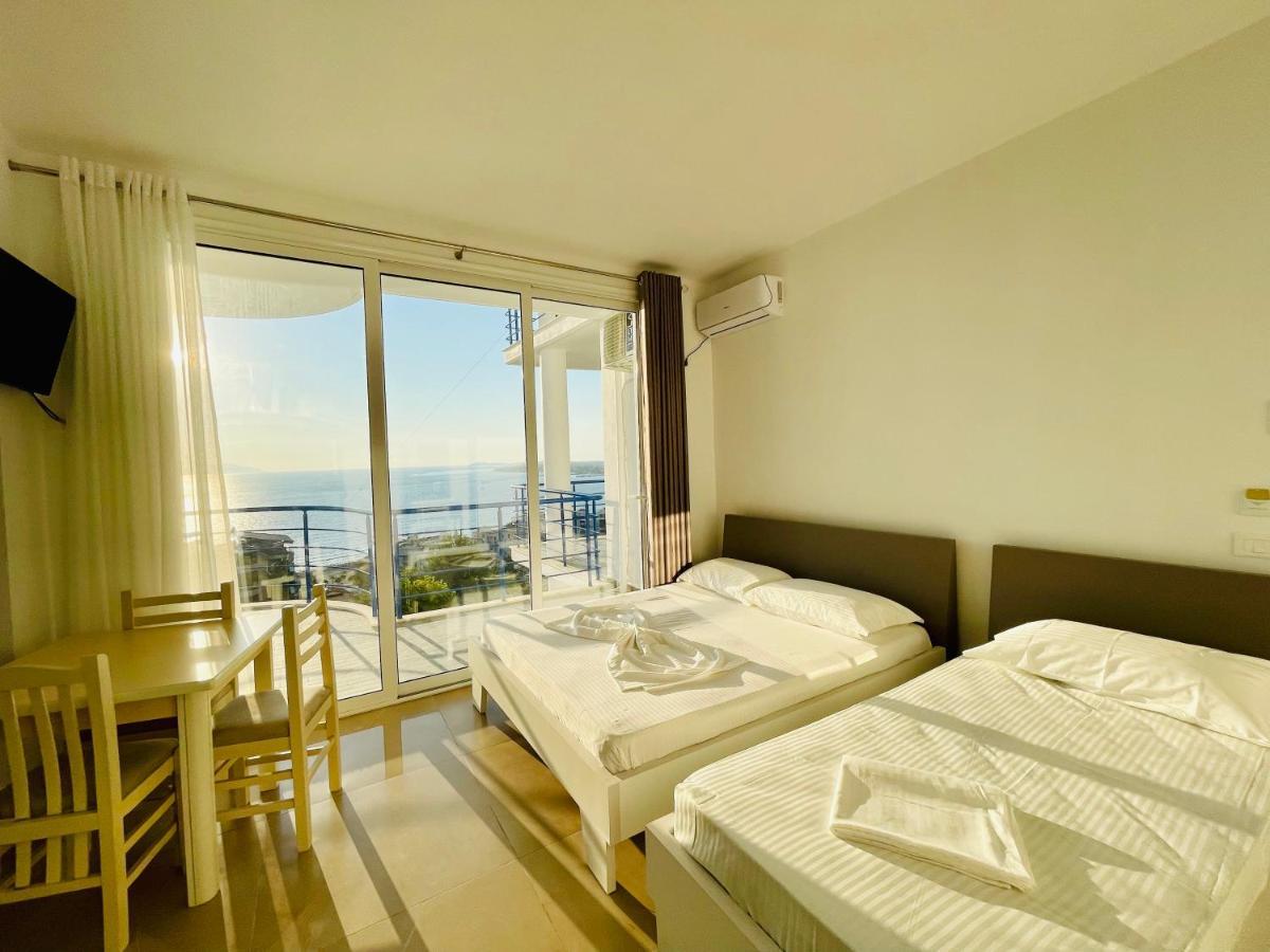 Jico Travel - Villa Colombo Vlorë 外观 照片