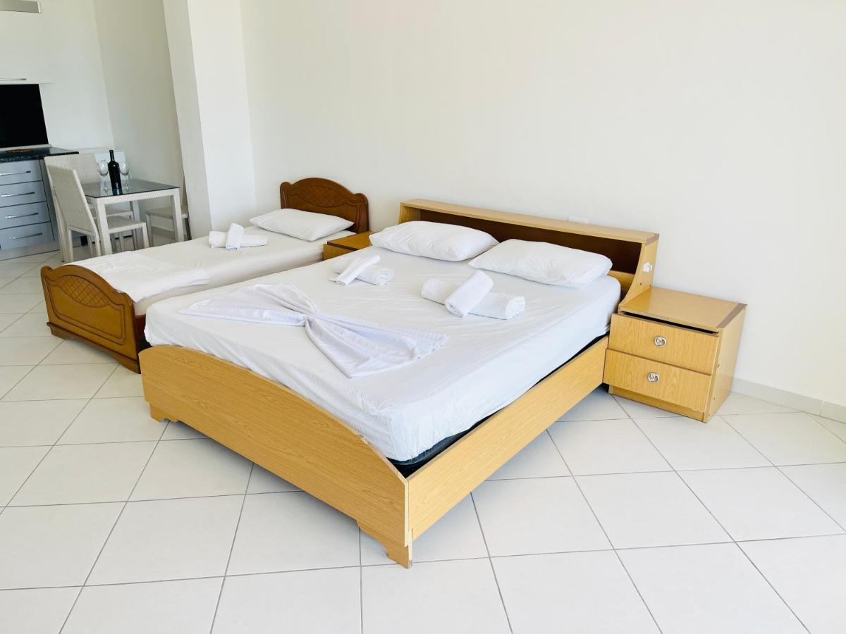 Jico Travel - Villa Colombo Vlorë 外观 照片