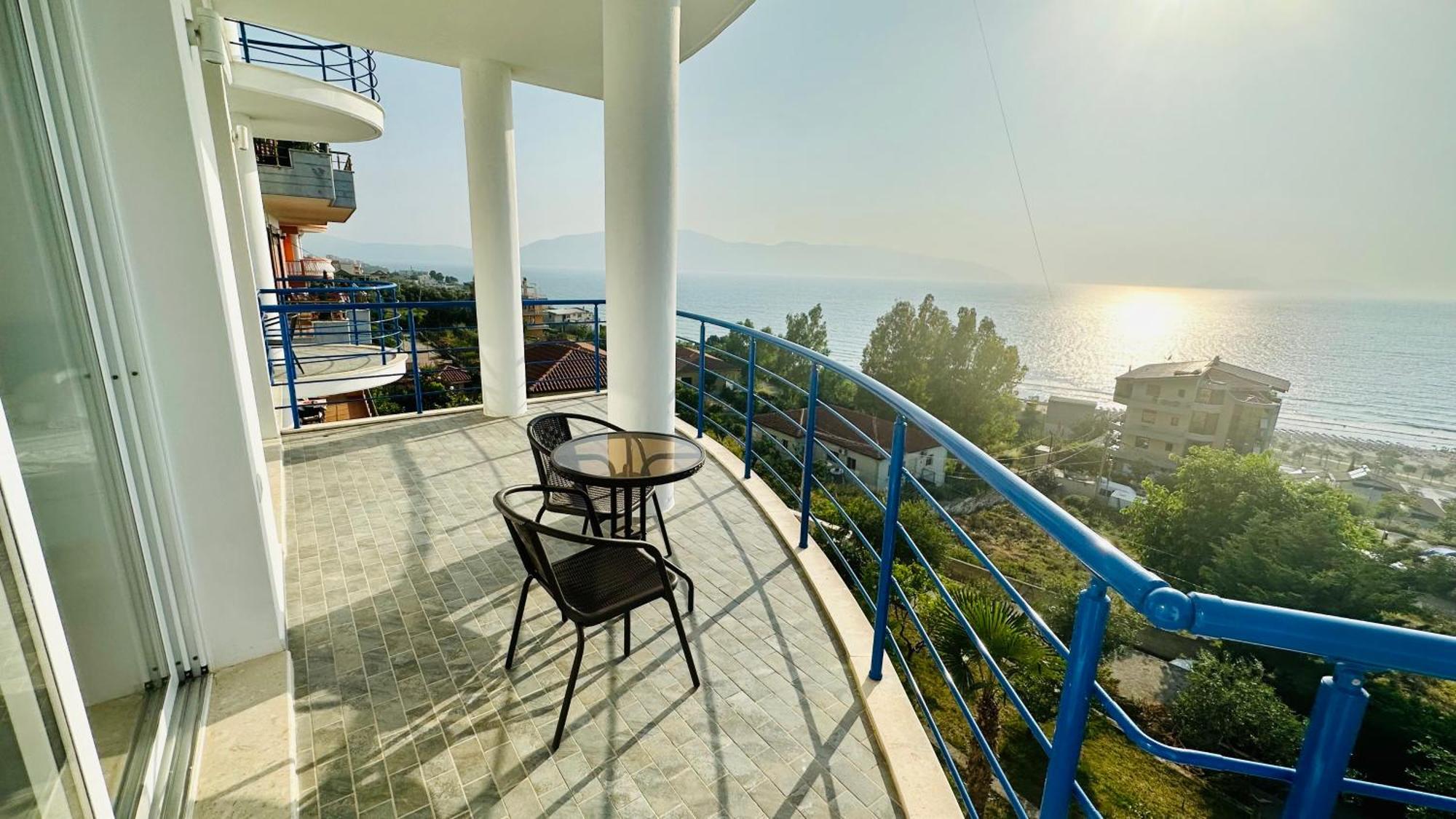 Jico Travel - Villa Colombo Vlorë 外观 照片