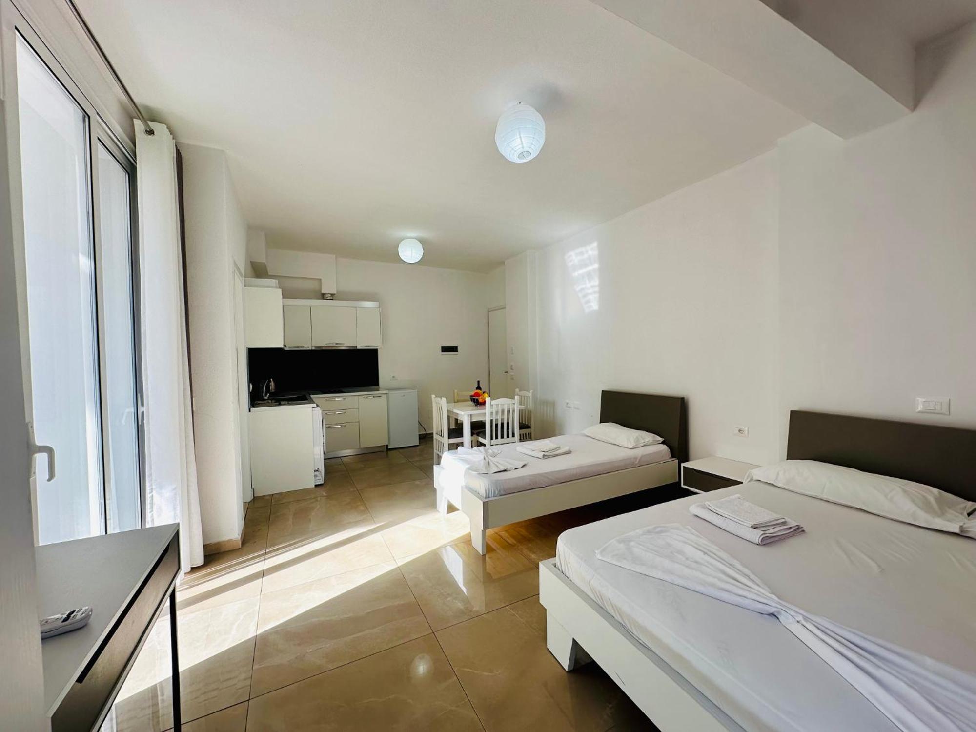 Jico Travel - Villa Colombo Vlorë 客房 照片