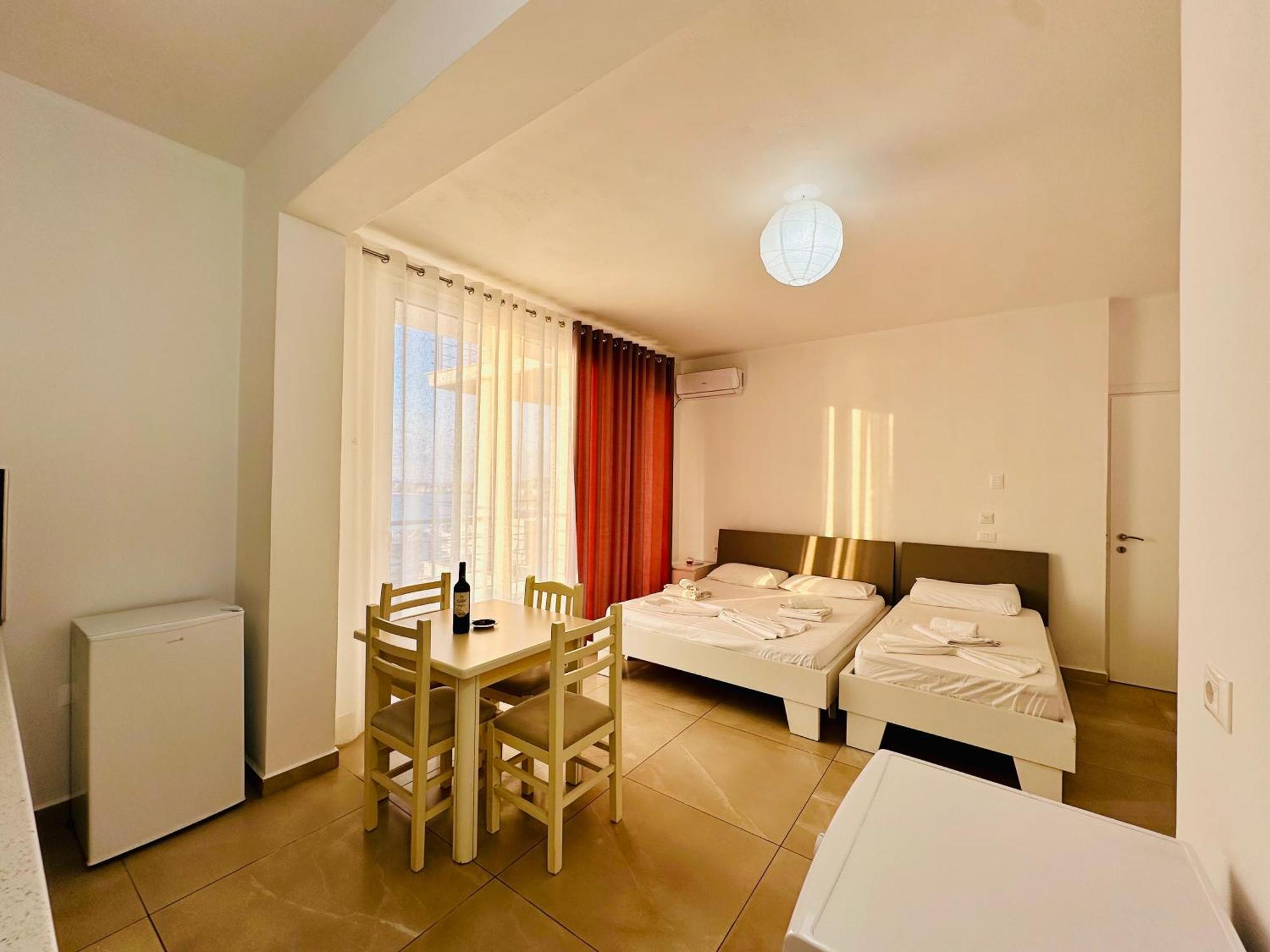 Jico Travel - Villa Colombo Vlorë 客房 照片