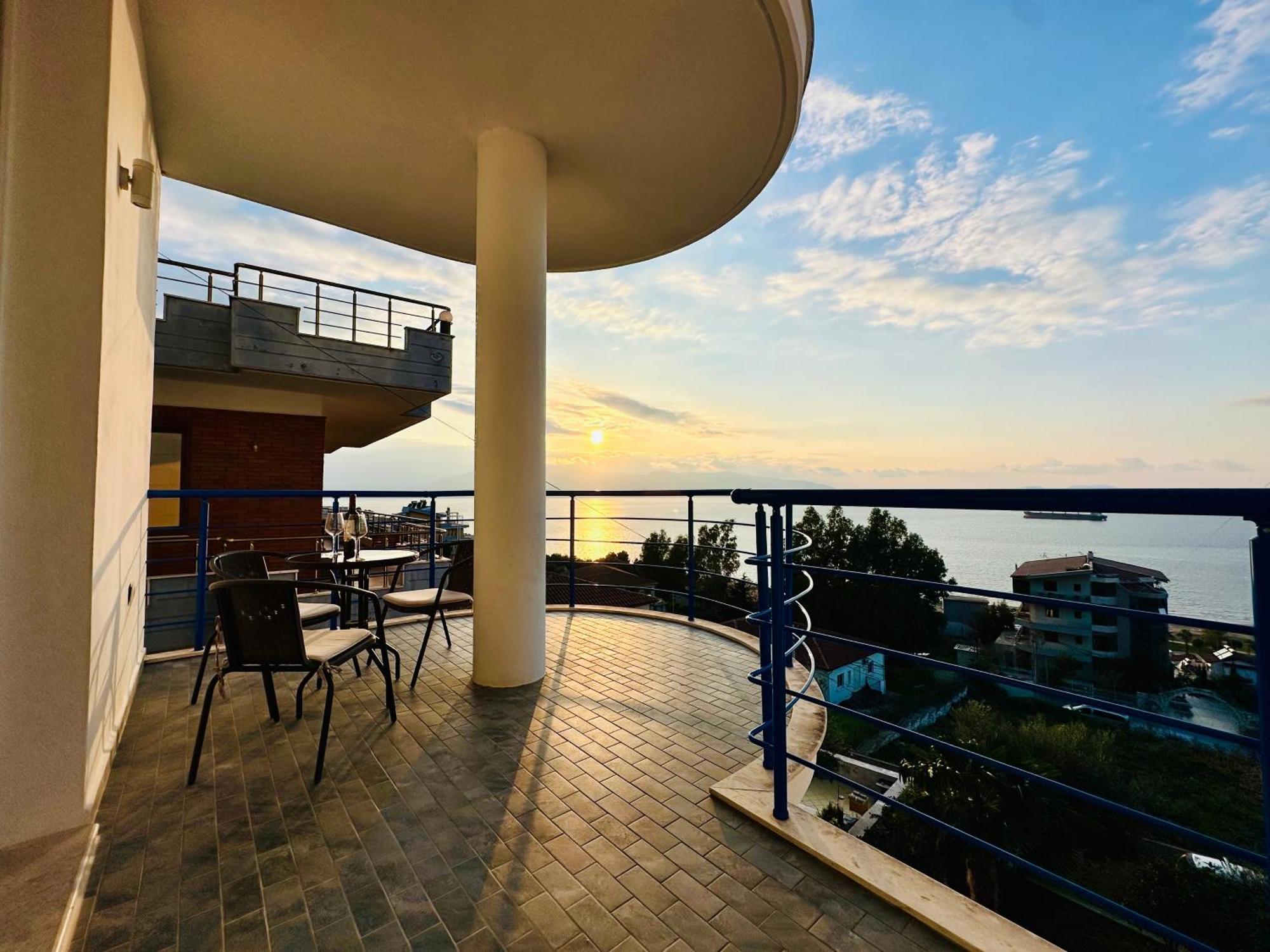 Jico Travel - Villa Colombo Vlorë 客房 照片